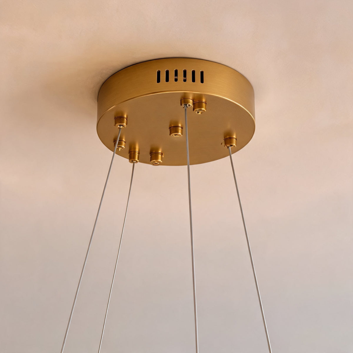 Modern, 3 fényforrásos LED-csillár - állítható üvegárnyékolós mennyezeti lámpatest