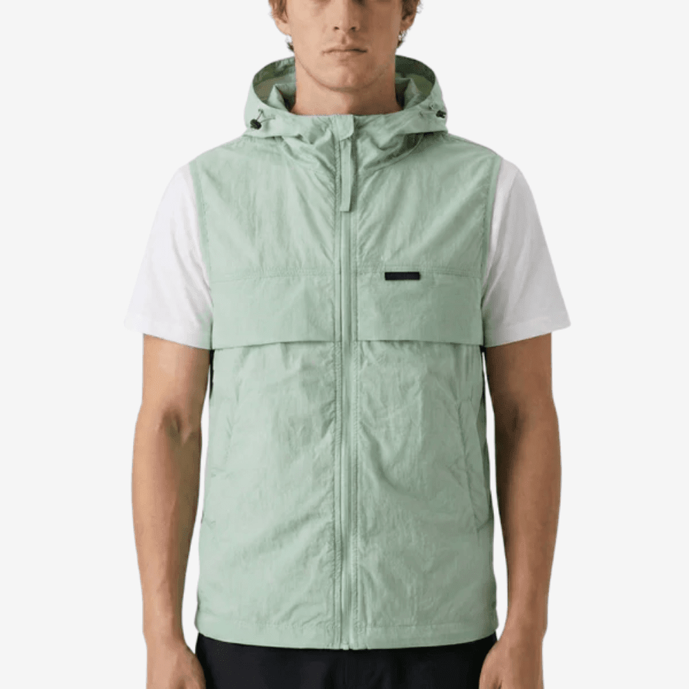 Gilet da trekking con cappuccio e senza maniche ultraleggero