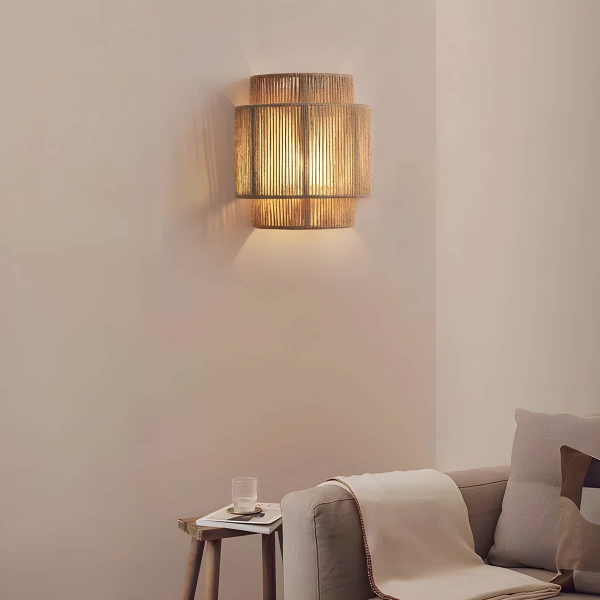 Moderne LED-wandlamp — instelbare helderheidsregeling