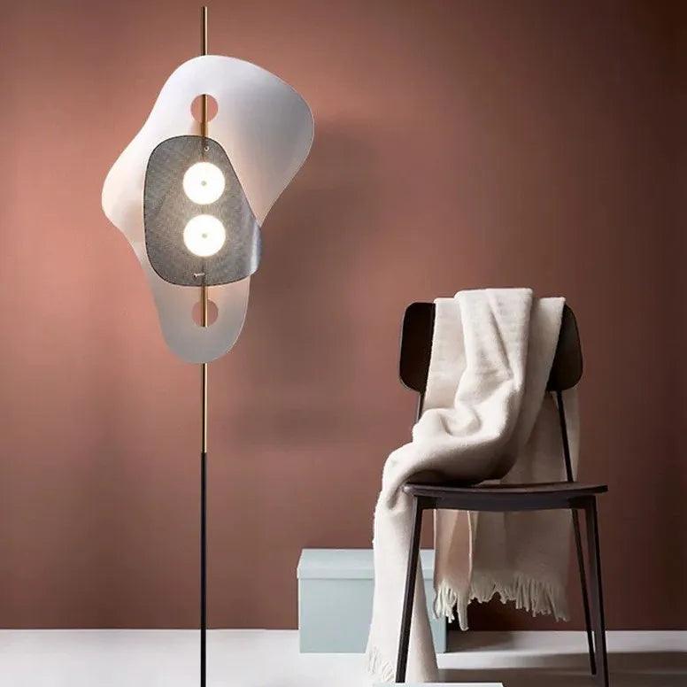 Metall-Stehlampen mit nordischem Formdesign | boxzora