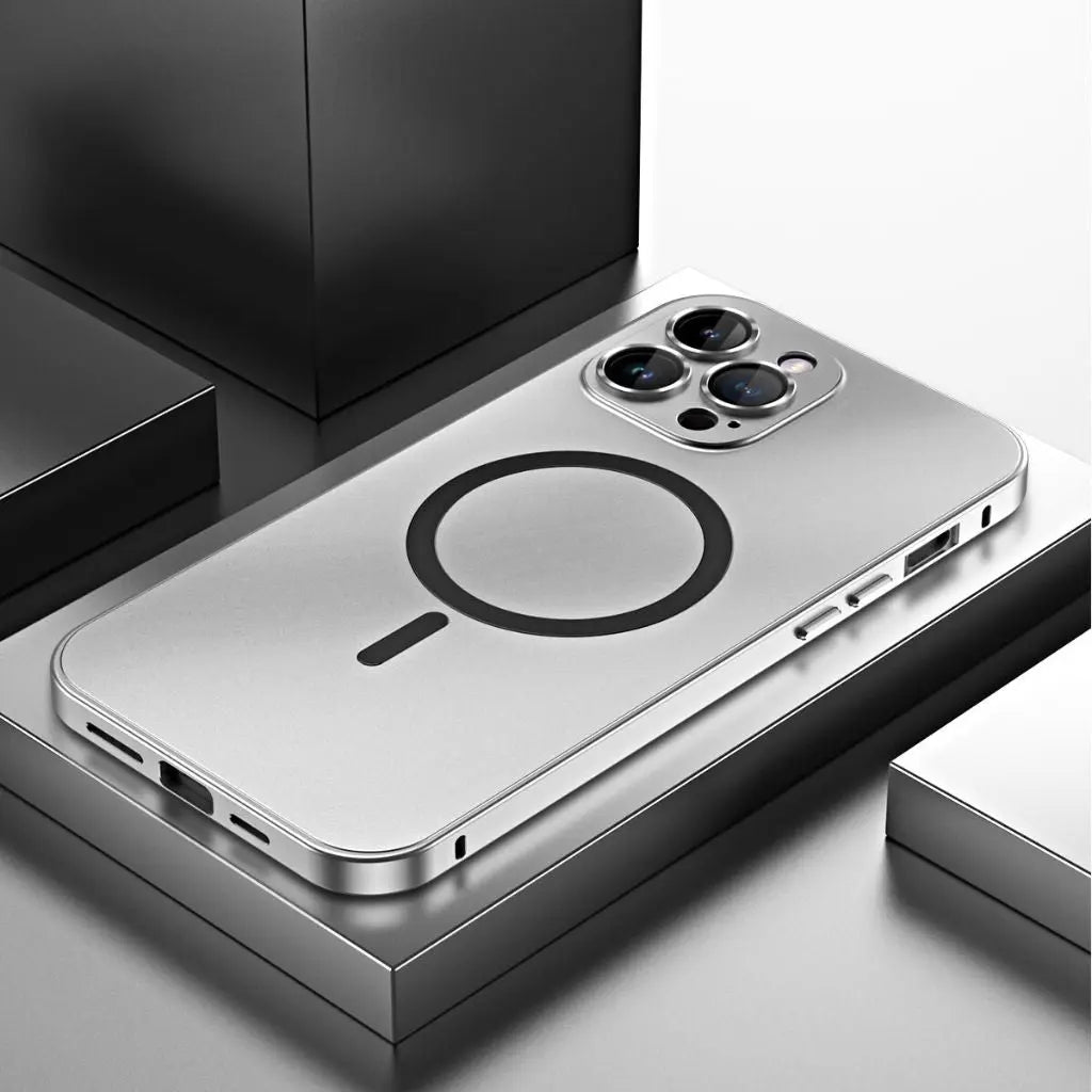 Capa magnética metálica para iPhone – Estrutura robusta compatível com MagSafe, proteção resistente, design elegante