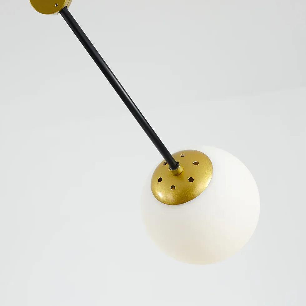 Moderne kroonluchter met glazen bollen en moleculair vertakt ontwerp | boxzora