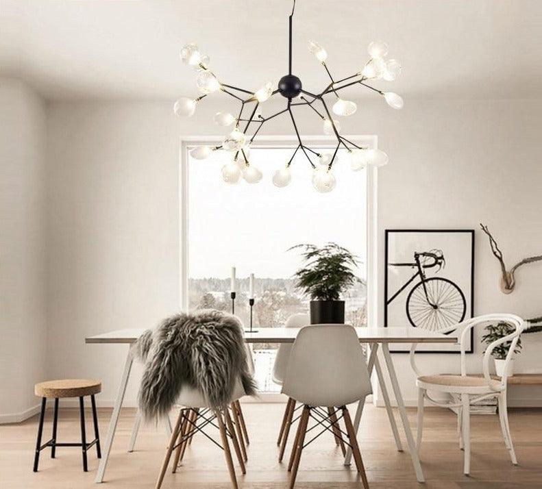 LED-lysekrone med ildfluer til stuen | boxzora