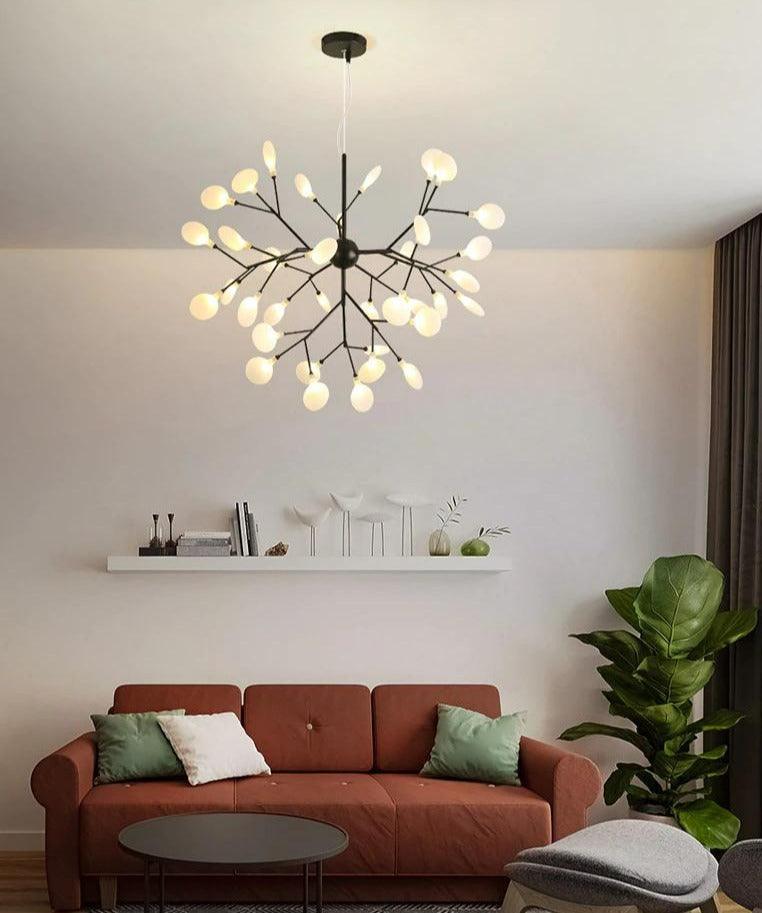 LED-lysekrone med ildfluer til stuen | boxzora