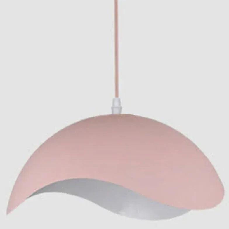 Houten hanglamp met macaronvormige bloemblaadjes voor de eetkamer | boxzora