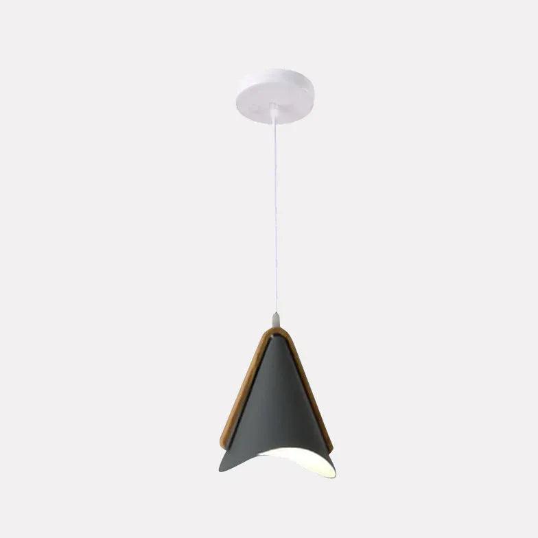 Lámpara colgante de metal y madera estilo nórdico, tipo macaron, de tres brazos | boxzora
