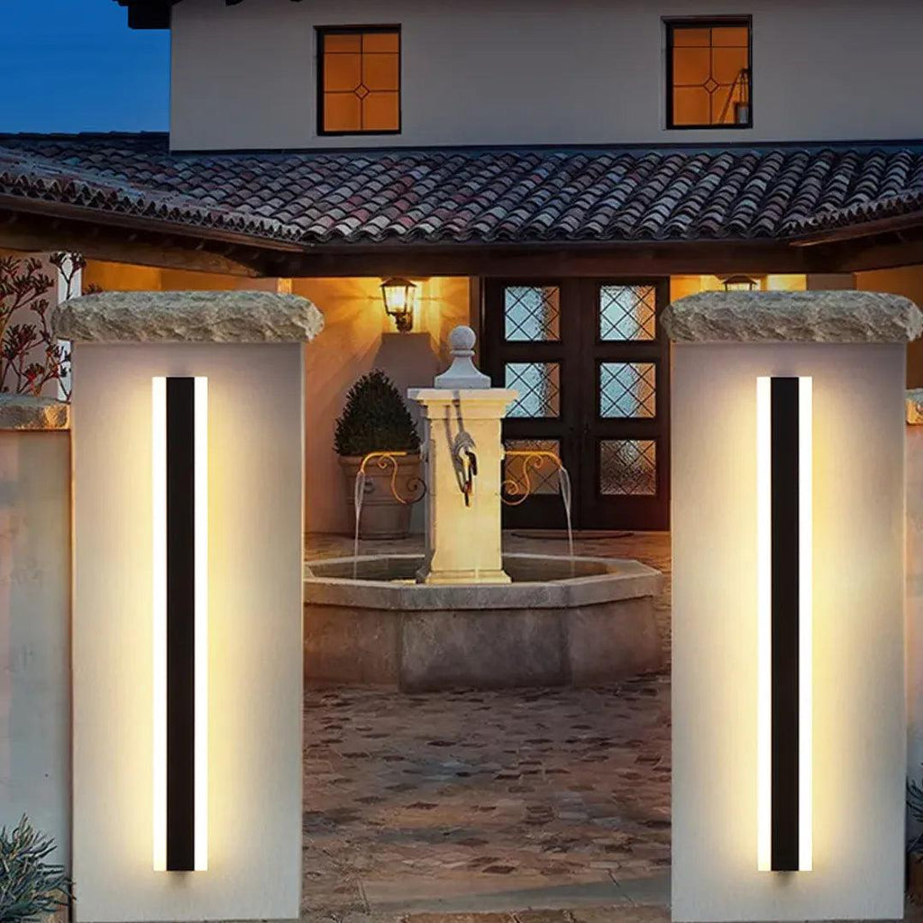 Minimalistische lange wandlamp voor buiten, waterdicht, zwart metaal | boxzora