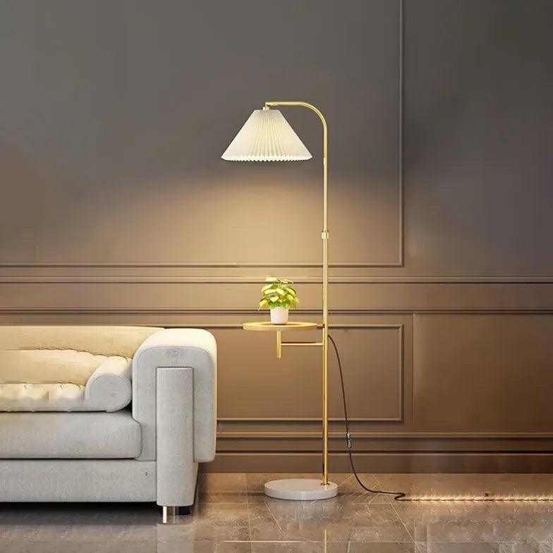 Moderne Stehlampe für das Wohnzimmer mit Plissee-Design | boxzora