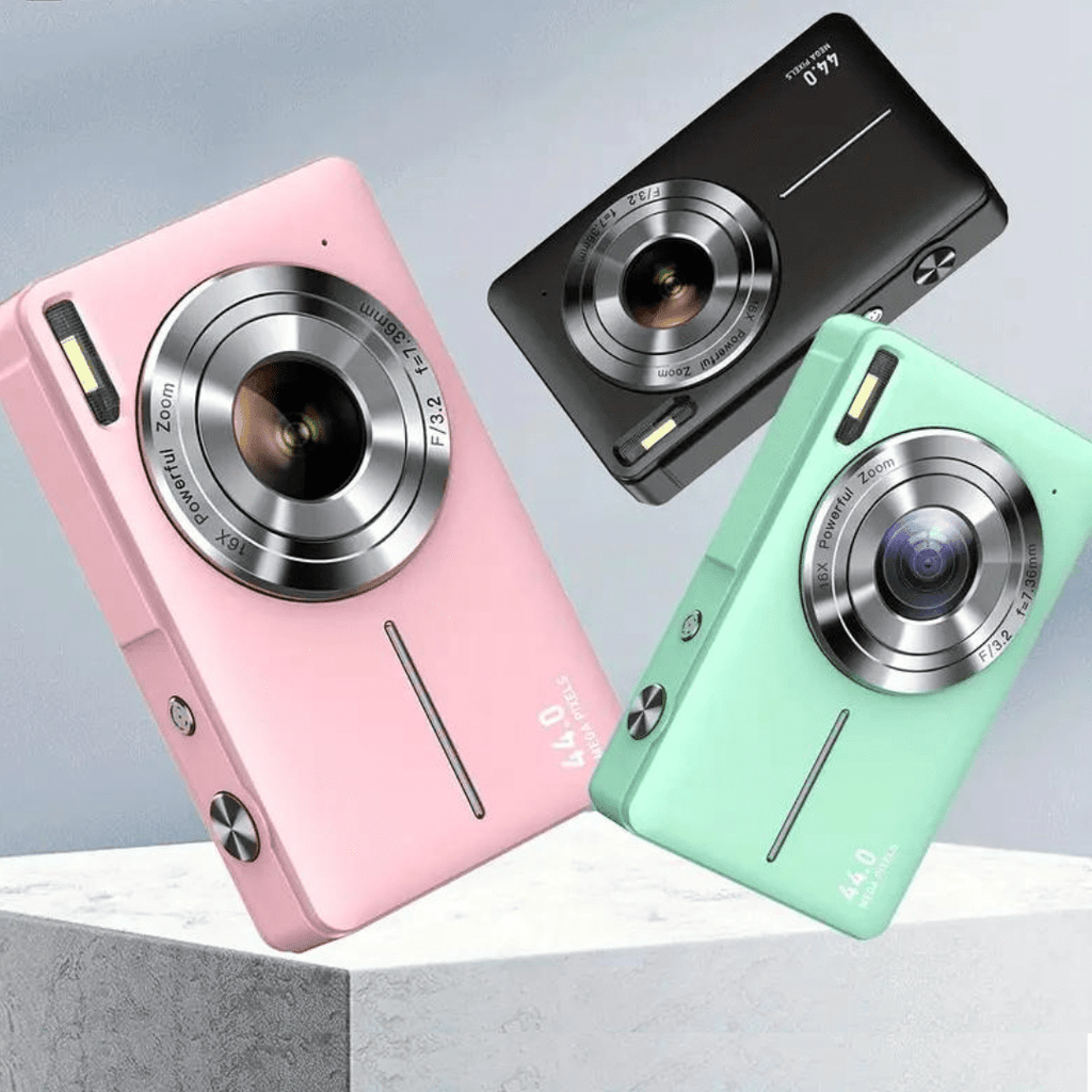 Vintage digitální fotoaparát — video v rozlišení 1080p a HD fotografie, kompaktní design