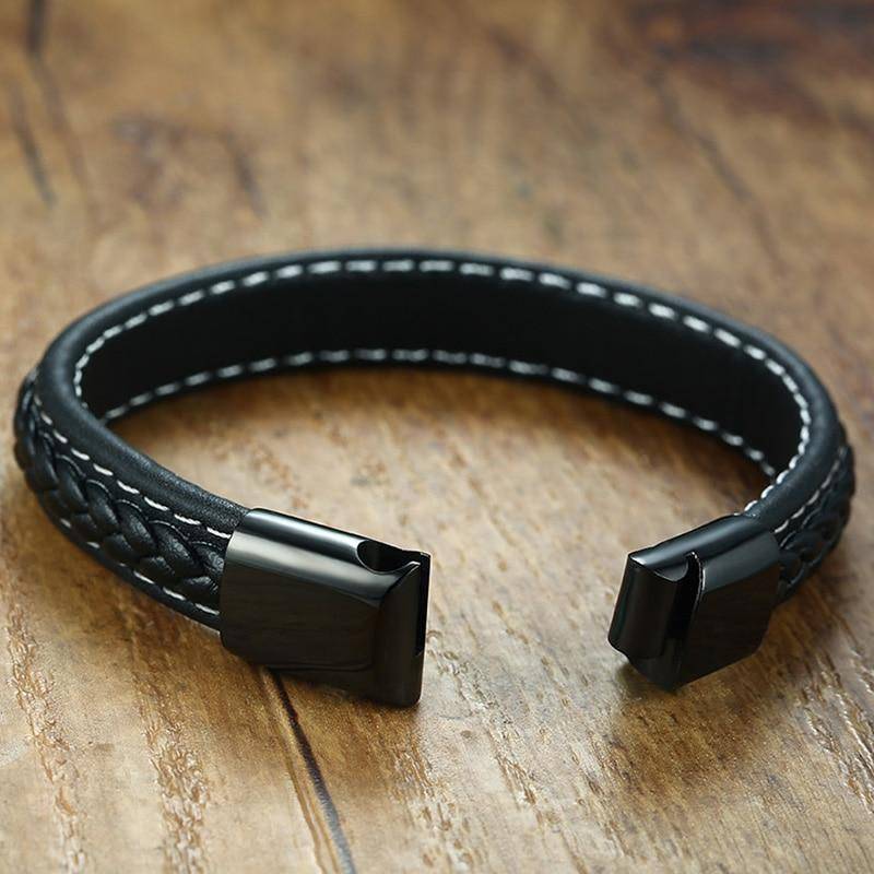 Férfi diabéteszes orvosi figyelmeztető azonosító karkötő — gravírozott fekete bőr, 1-es és 2-es típushoz, 7.5 Inch és 9 Inch közötti méretben