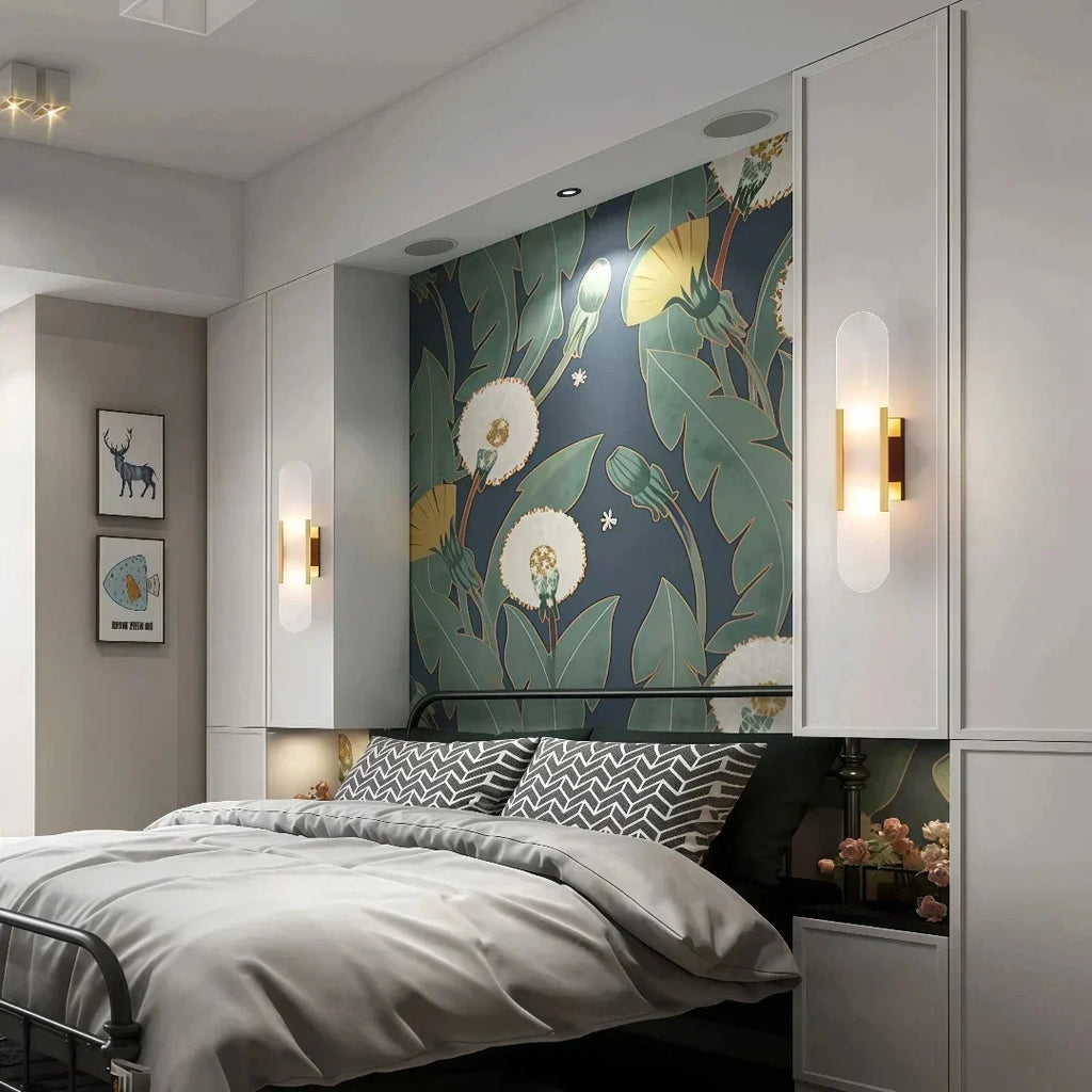 Moderne marmorvegglampe med blendingsbeskyttelse for sengekanten, oval form | boxzora