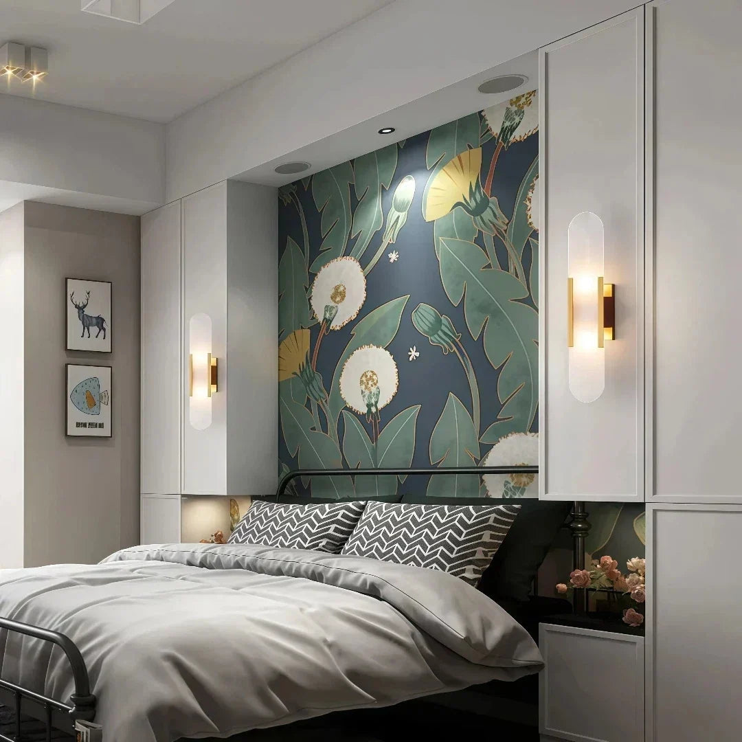 Moderne marmorvegglampe med blendingsbeskyttelse for sengekanten, oval form | boxzora