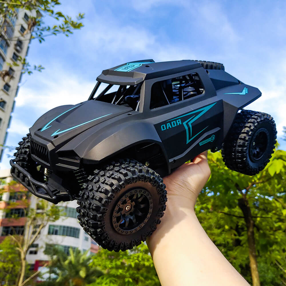 Højhastigheds RC-monstertruck til terrænkørsel — fjernstyret racerbil