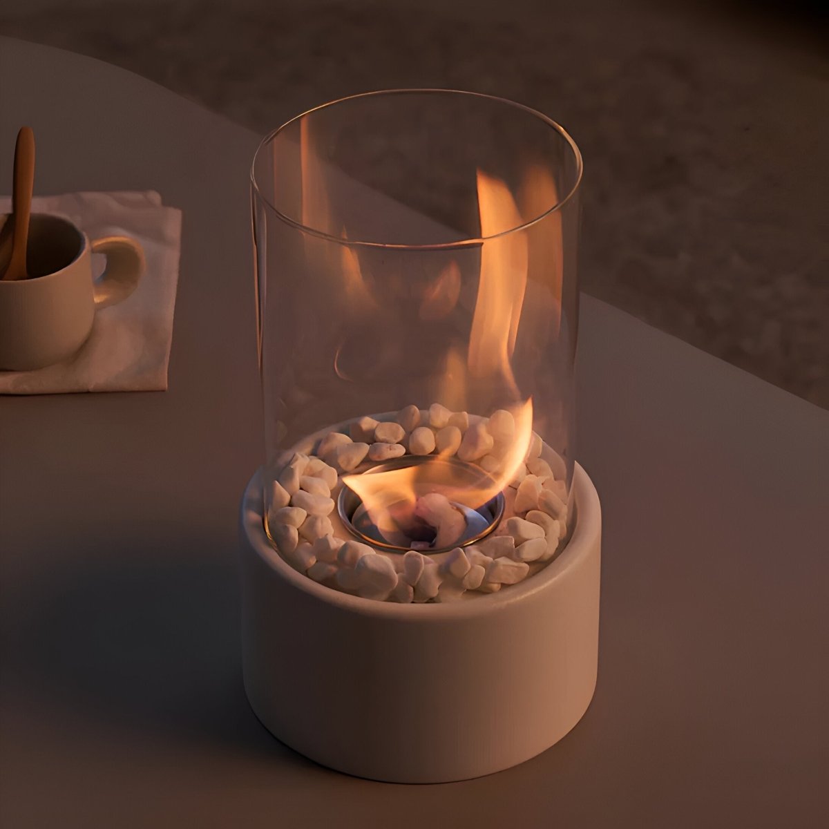 Cheminée de table élégante FLAREVO — combustion raffinée au bioéthanol sans fumée