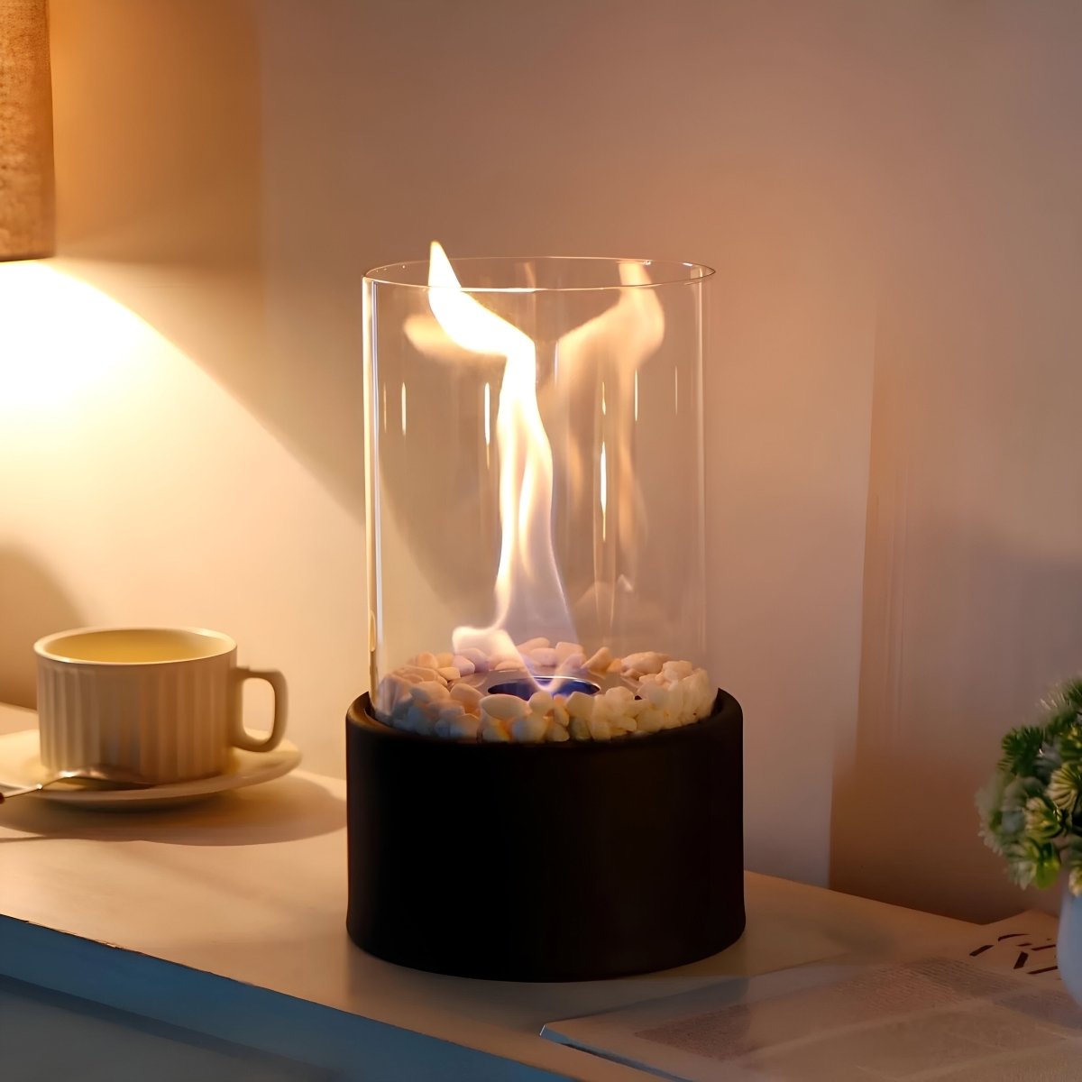 Cheminée de table élégante FLAREVO — combustion raffinée au bioéthanol sans fumée