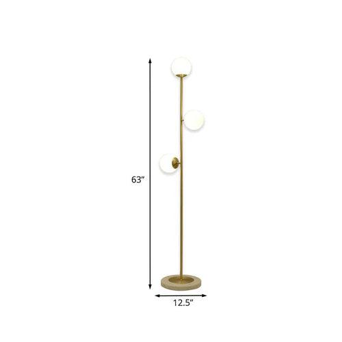 Minimalistisk moderne gulvlampe med hvid glaskugle til stuen | boxzora