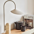 Lampe de bureau courbée minimaliste noire pour la lecture | boxzora