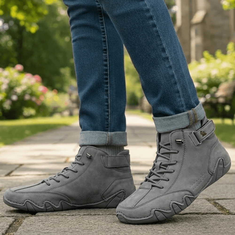 Scarpe da passeggio leggere e traspiranti — Trazione stabile, 680 g al paio