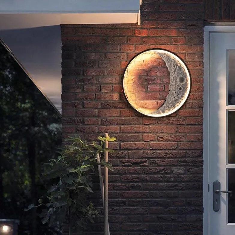 Halvmåneformet, vanntett vegglampe for utendørs bruk på verandaen | boxzora