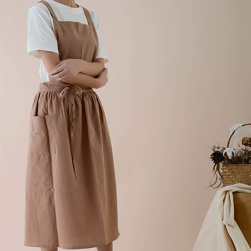 ChefMate Waterproof Cotton Apron — Practical Front Pockets, Crossback Design