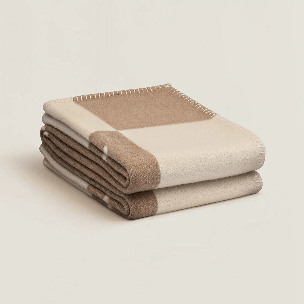 WoolNest varm och mysig yllefilt — lätt, ventilerande och mjuk pläd